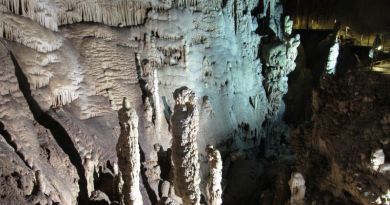 Экскурсии в Мраморную пещеру из села Молочного 2024